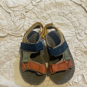 Cat & Jack Kids Multi-Color Sandals velcro